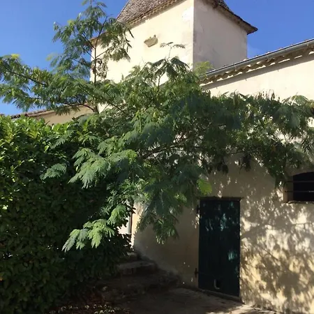 B&B Belle Et Spacieuse Chambre D'hotes Avec Piscine