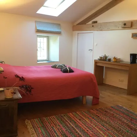Belle Et Spacieuse Chambre D'hotes Avec Piscine B&B